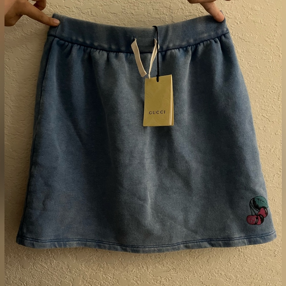 Gucci, brand new! Cheery blue skirt! NEVER WORN, Tag still on!